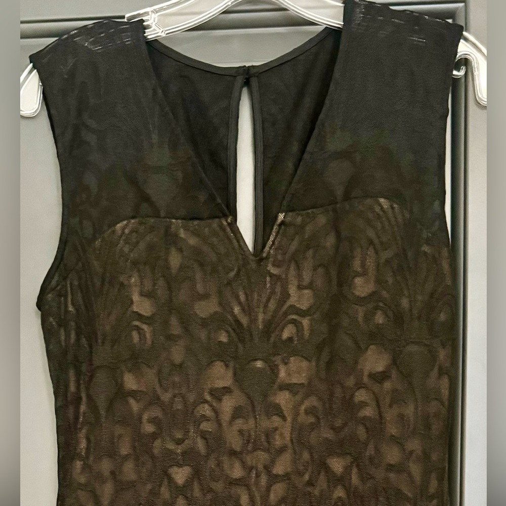 CACHร Black Lace Illusion Bodycon NWT Nude Lining Evening Cocktail Dress 8